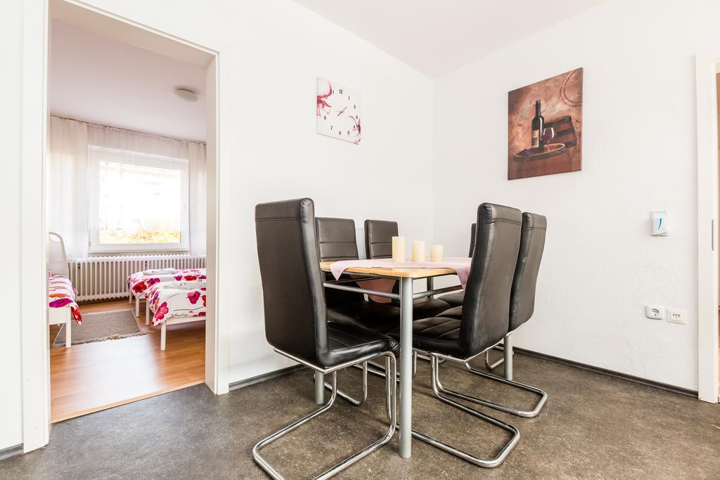 Ferienwohnung Фрехен Екстериор снимка